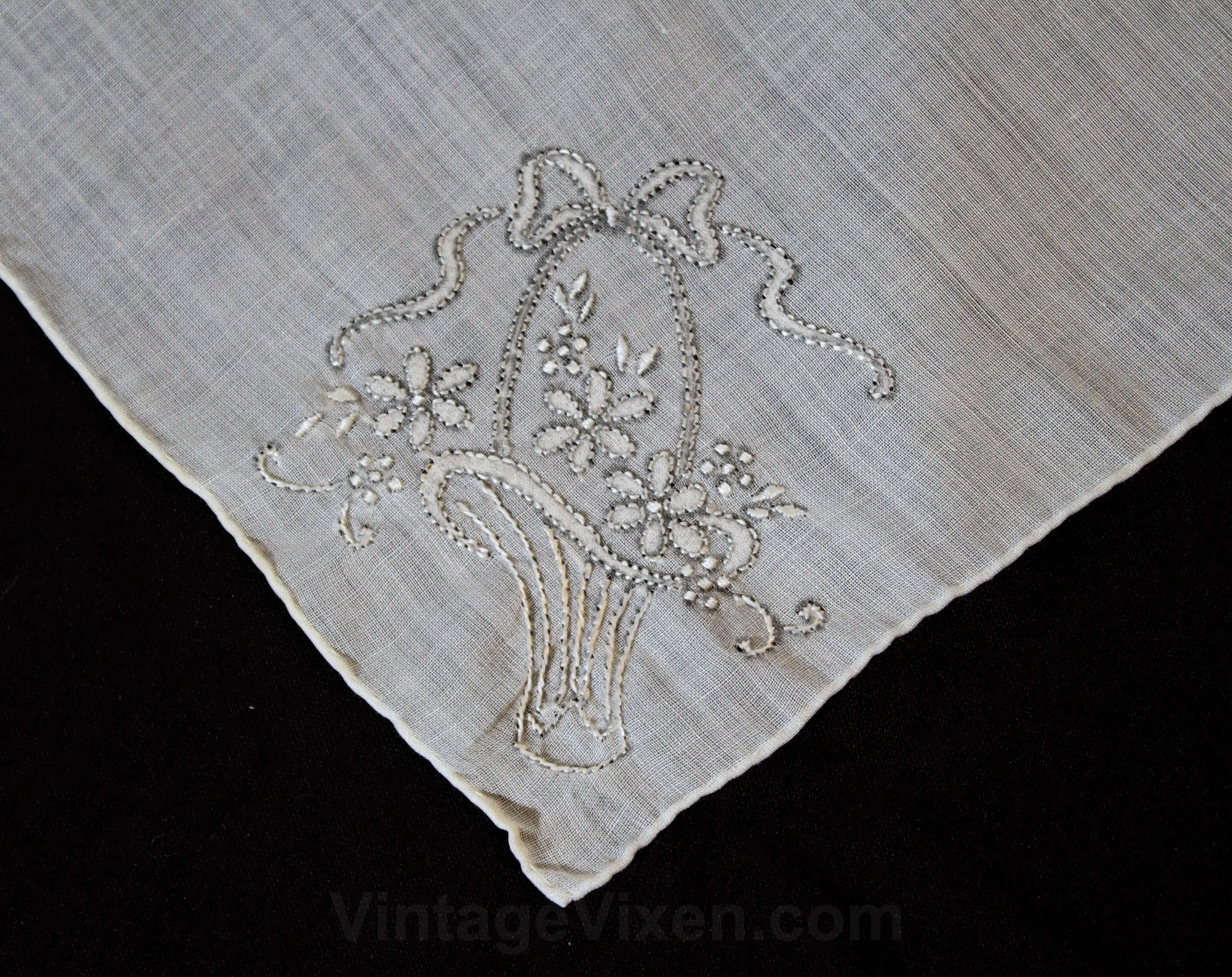 Embroidered 40s Handkerchief - Sheer Fine White Cotton with Bride's Basket Embroidery - Pretty 1940s 50s Hope Chest Linen - 12 Inches Square