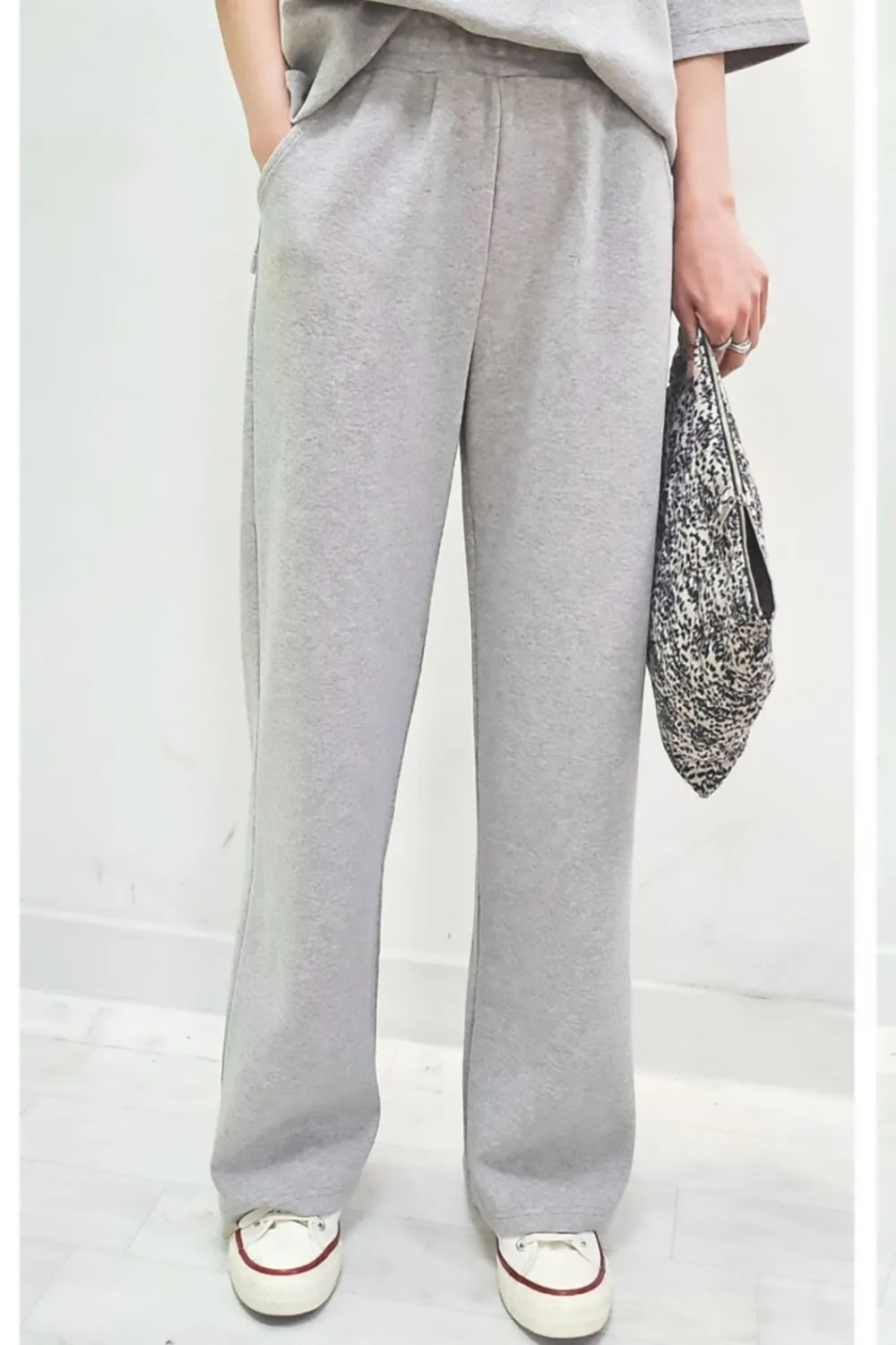 Mia Semi Wide Sweatpants