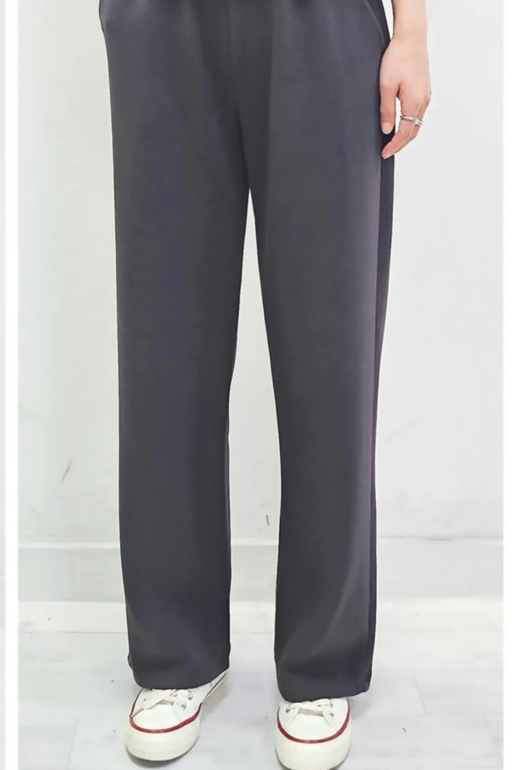 Mia Semi Wide Sweatpants