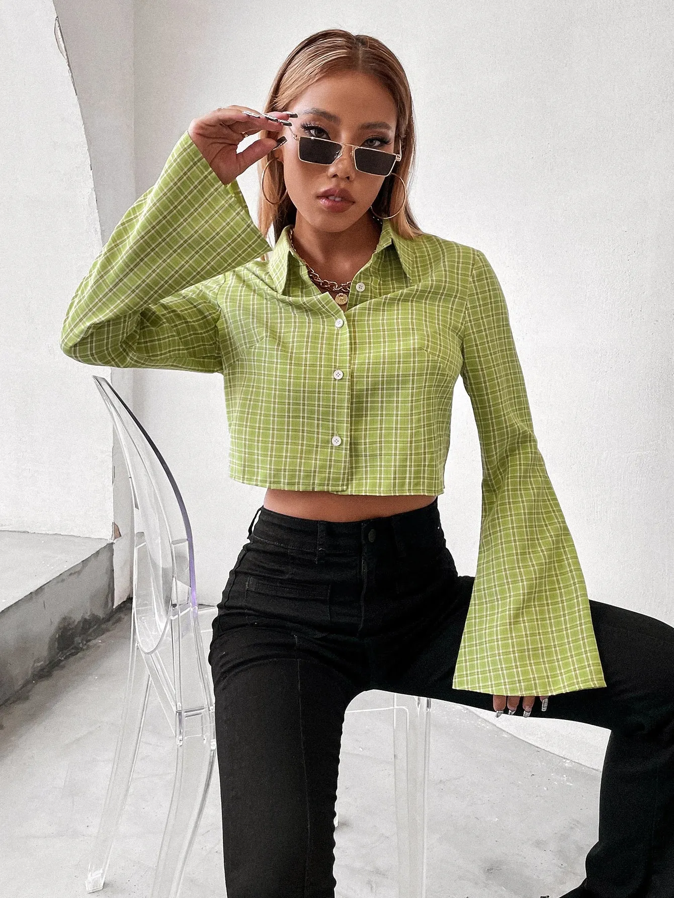 Preppy Plaid Button Front Long Sleeve Collar Crop Blouse